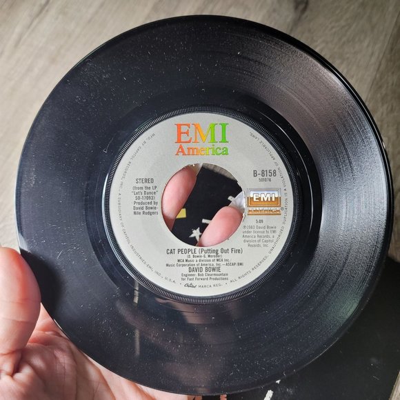 David Bowie Let's Dance vinyl record retro, vintage - Picture 2 of 2